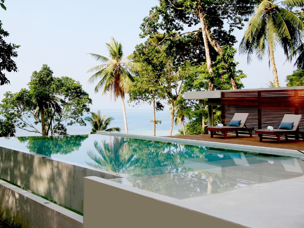 Nest Sense Resort 1/70