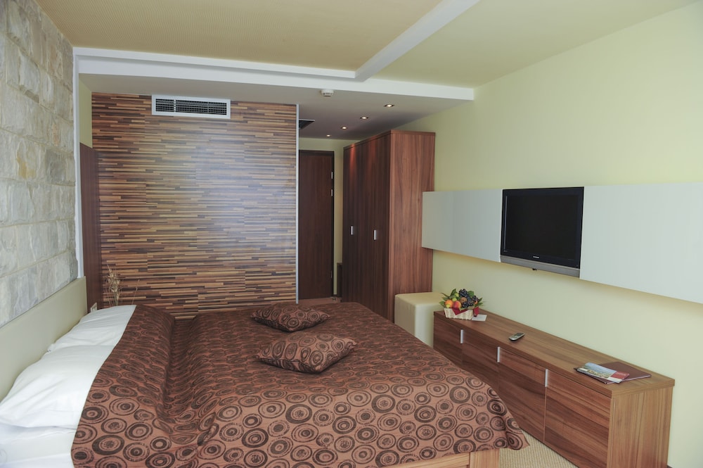 Hunguest Hotel Sun Resort 31/67