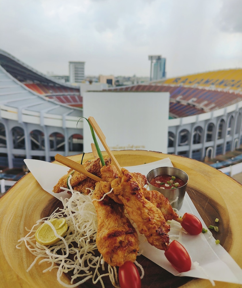 Bangkok Inter Place Hotel 44/72