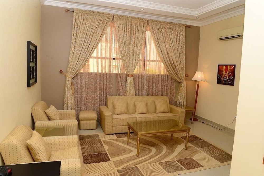 Stonehedge Hotel 26/50
