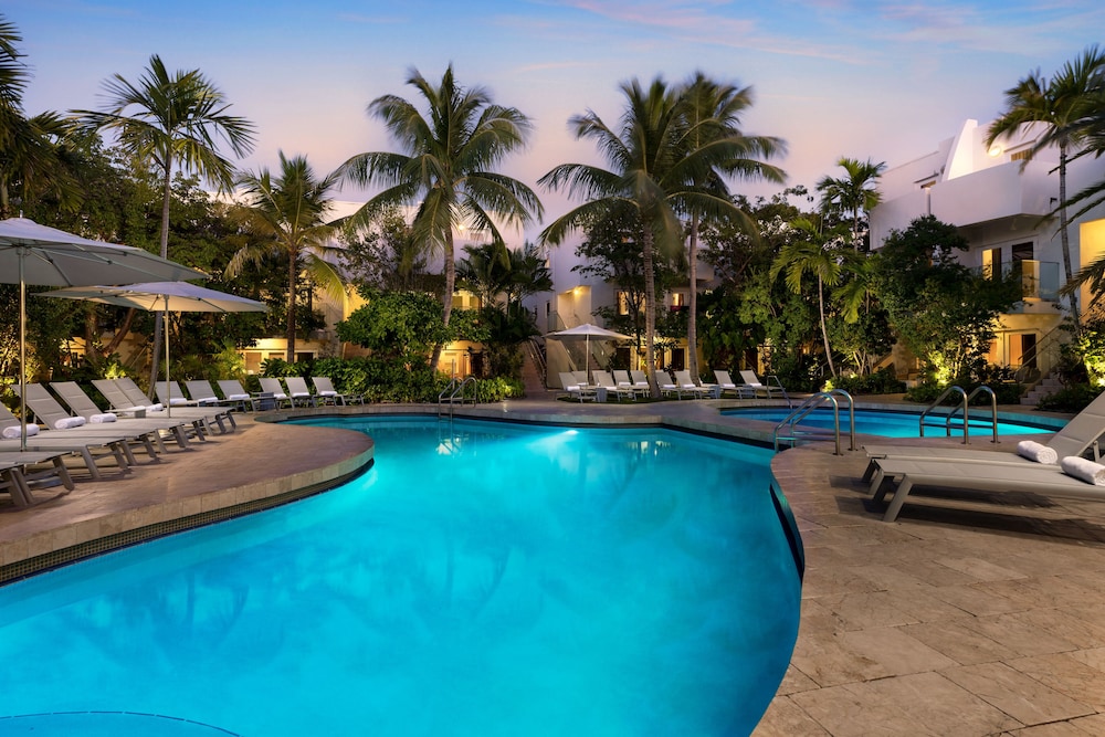 Santa Maria Suites 4/78