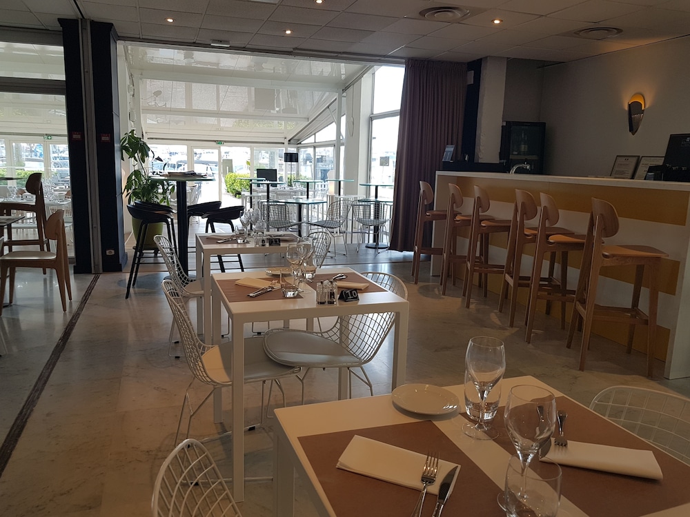 MERCURE LA GRANDE MOTTE PORT 32/46