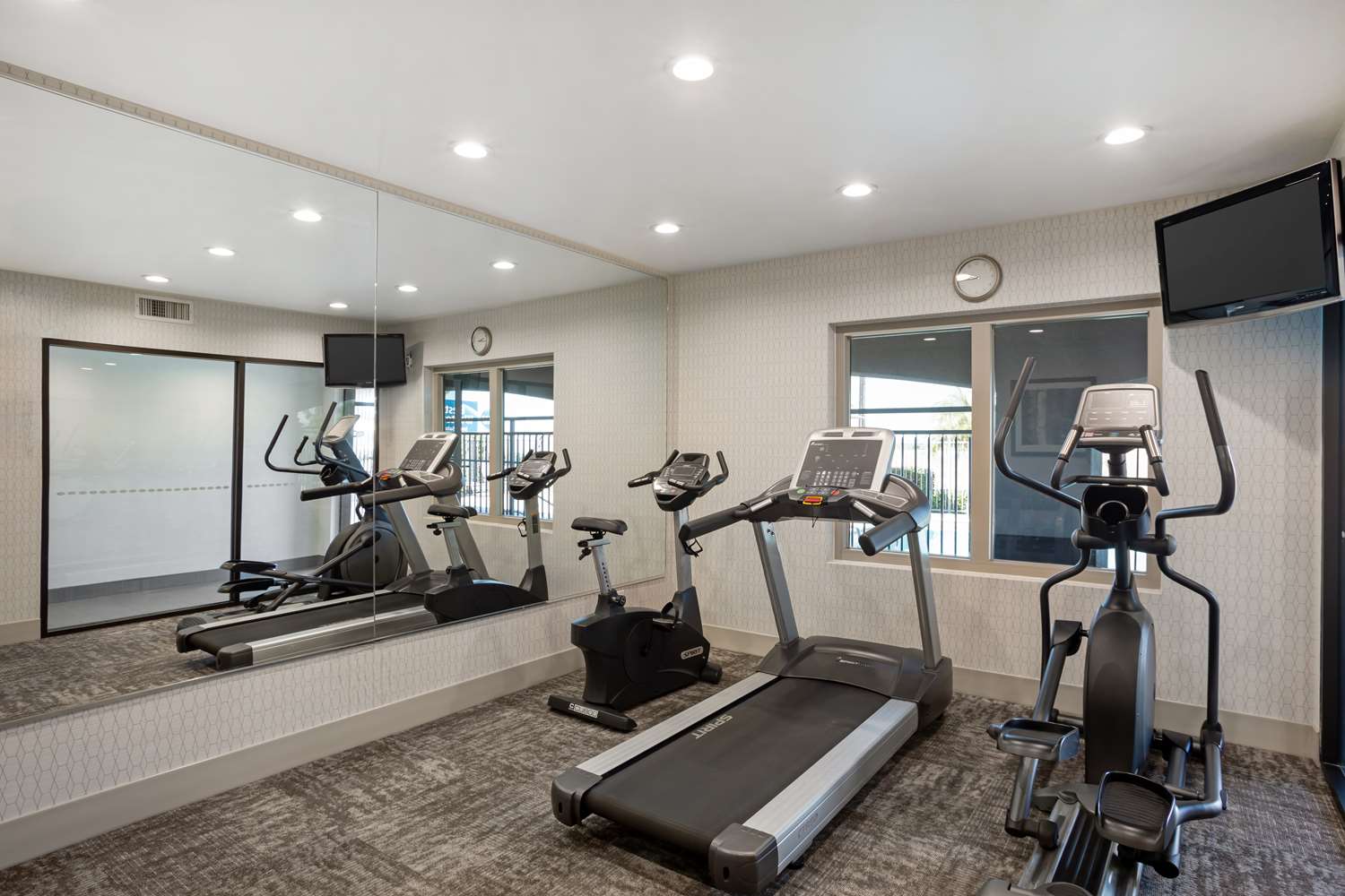 Best Western Exeter Inn & Suites 5/10