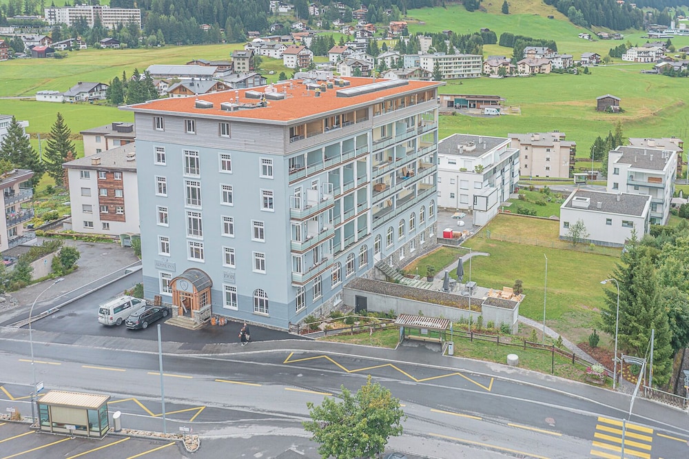 TOP ALPINE INN Davos Dorf 3/50