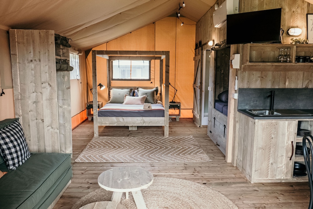 Port Fairy Holiday Park 46/48