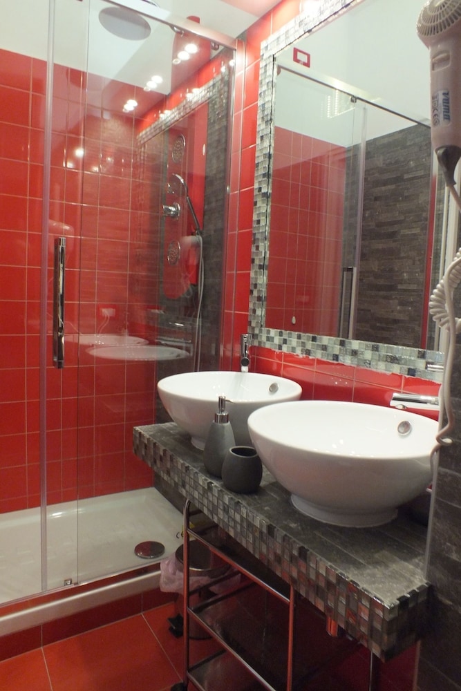Atmos Luxe Navigli Hostel & Rooms 43/47