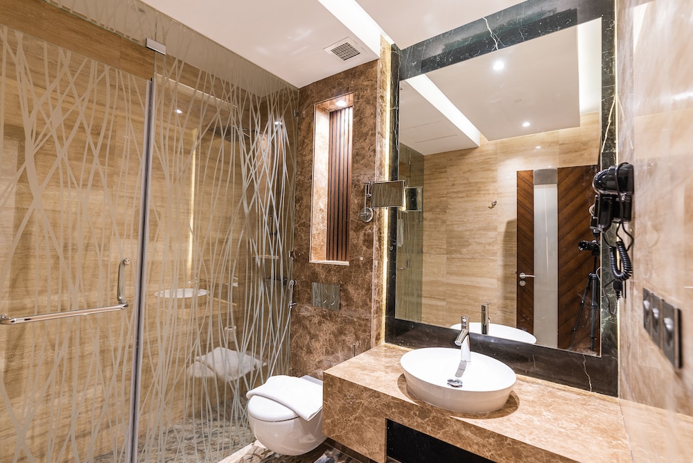 فندق تورا(Tura Residence Olaya) 59/61