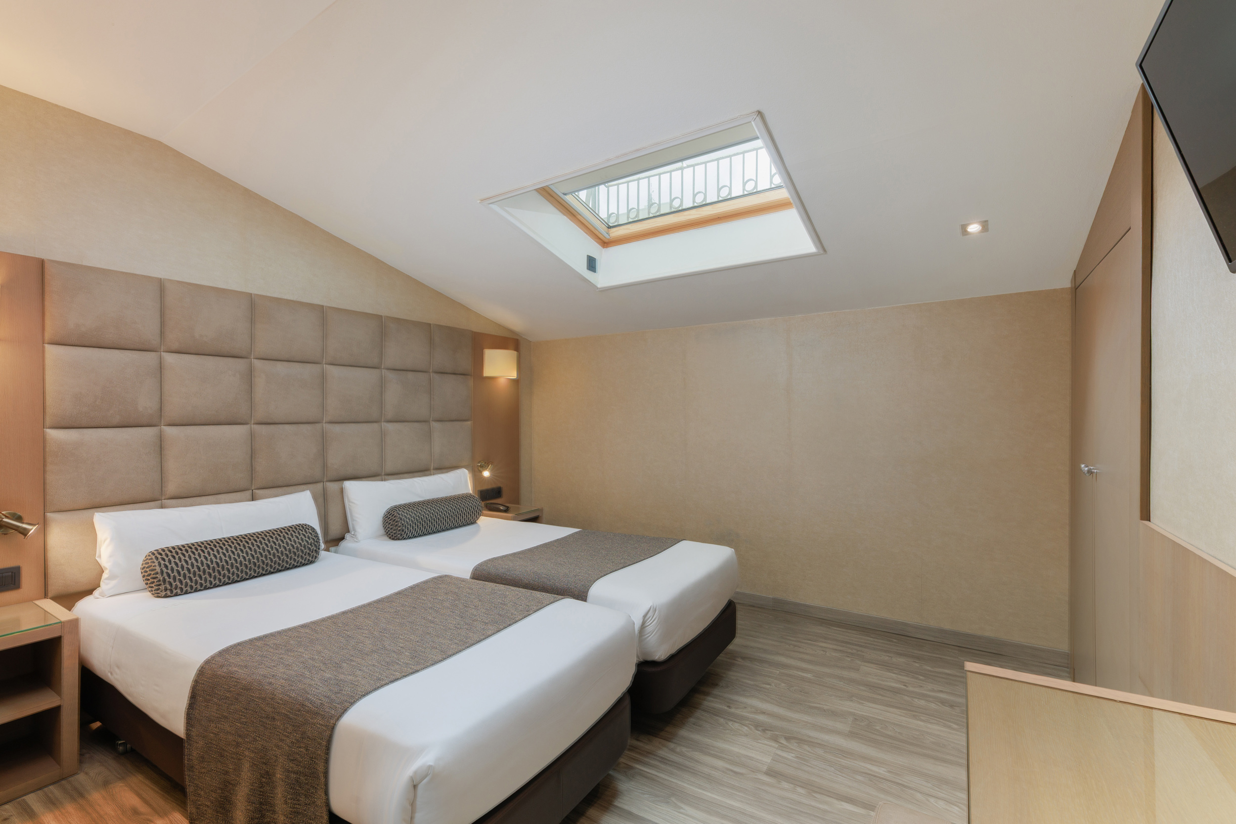 Interior, Single, Double Bed, Attic