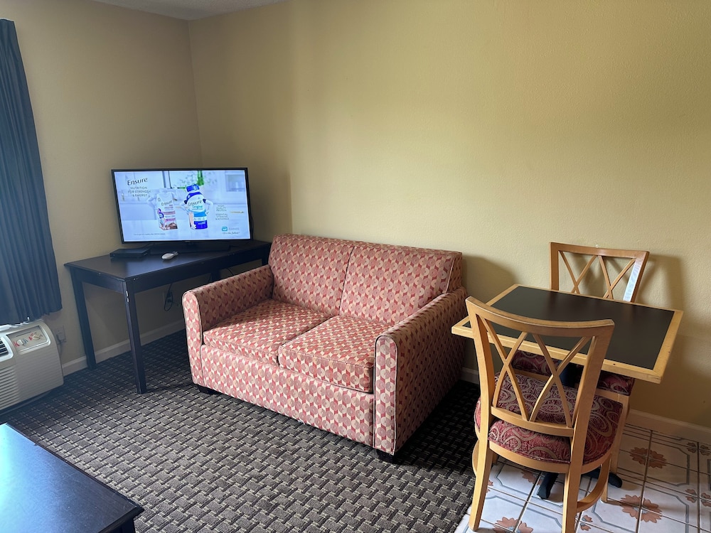 Royal Inn 34/53