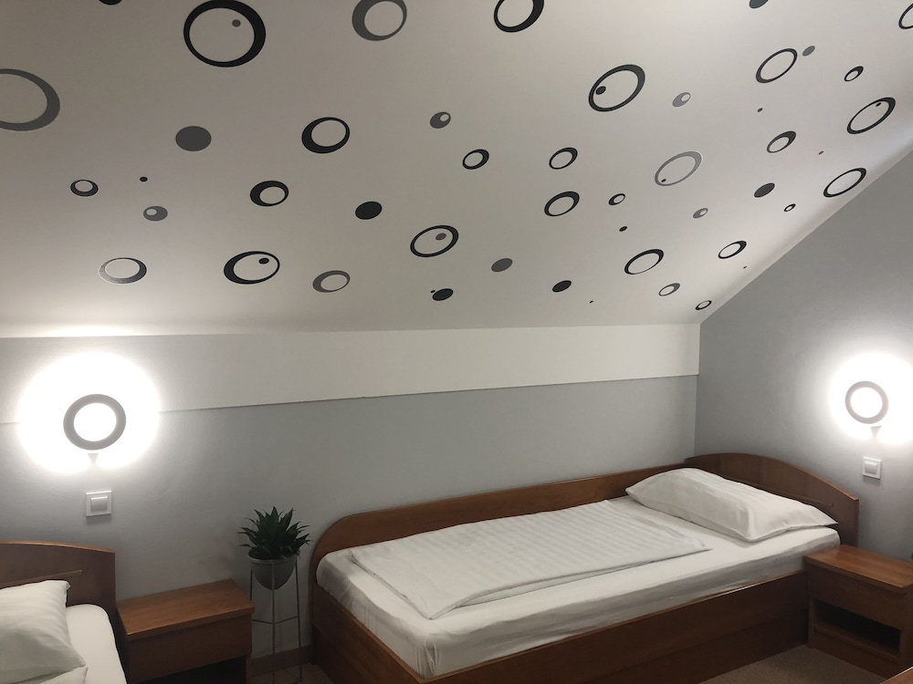 Hotel Bajt Maribor 10/21