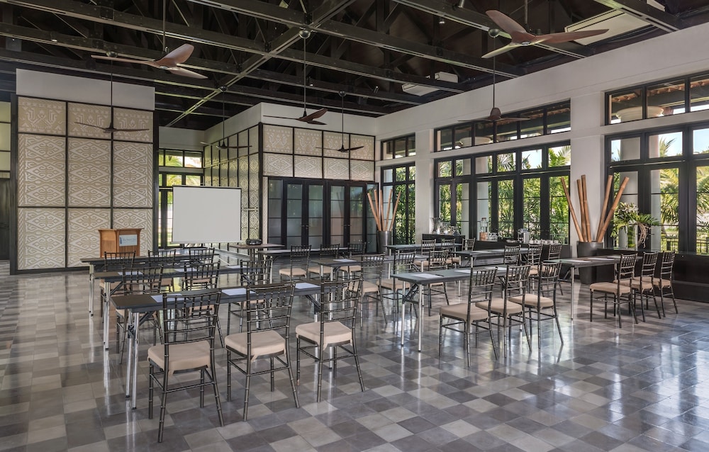 Dusit Thani Lubi Plantation Resort 45/67
