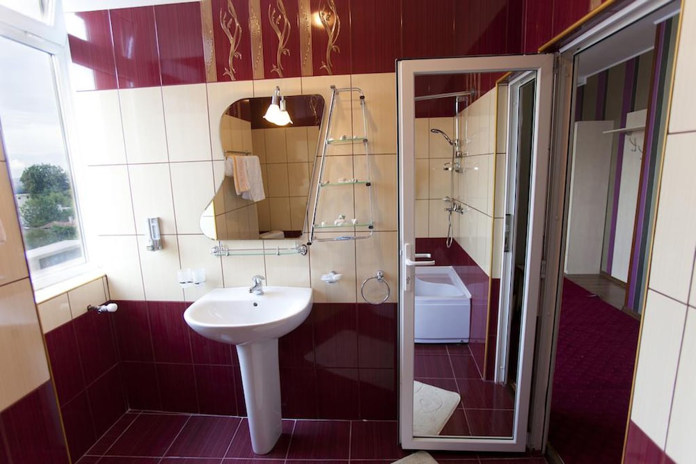 Hotel La Gil 47/50
