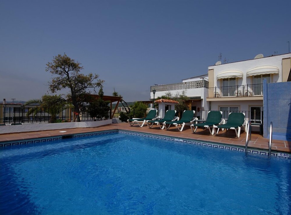 NINAYS HOTEL photo1