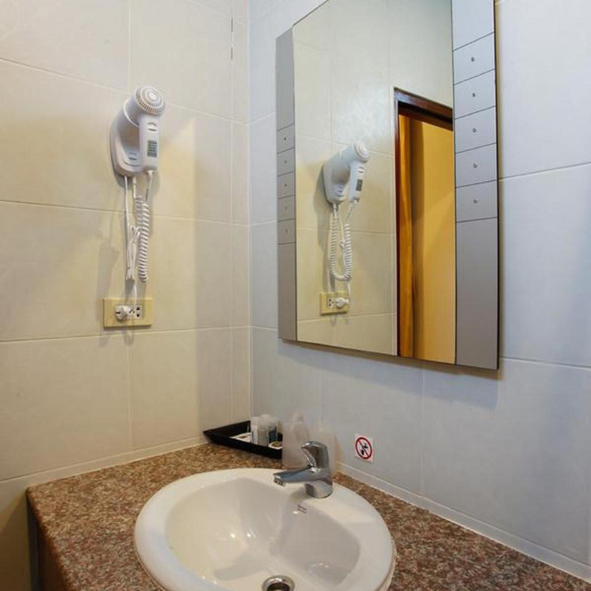 U SABAI LIVING HOTEL 58/62