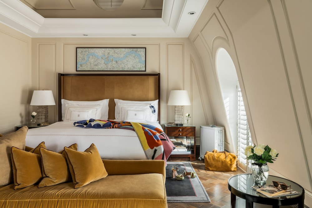 Corinthia Hotel London 22/81