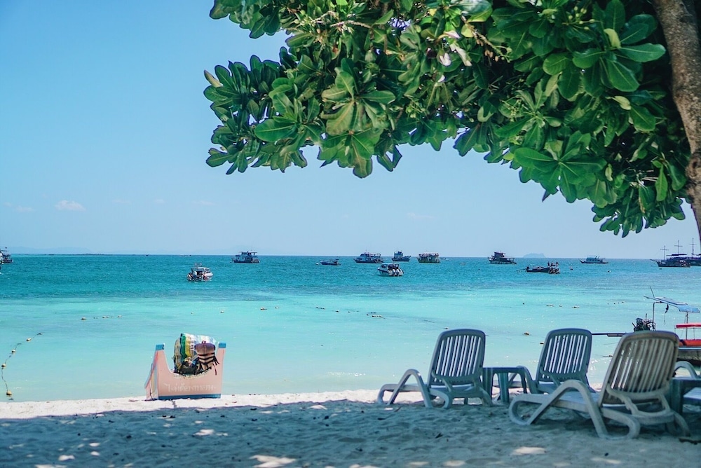 Phi Phi Nice Beach Resort 29/50