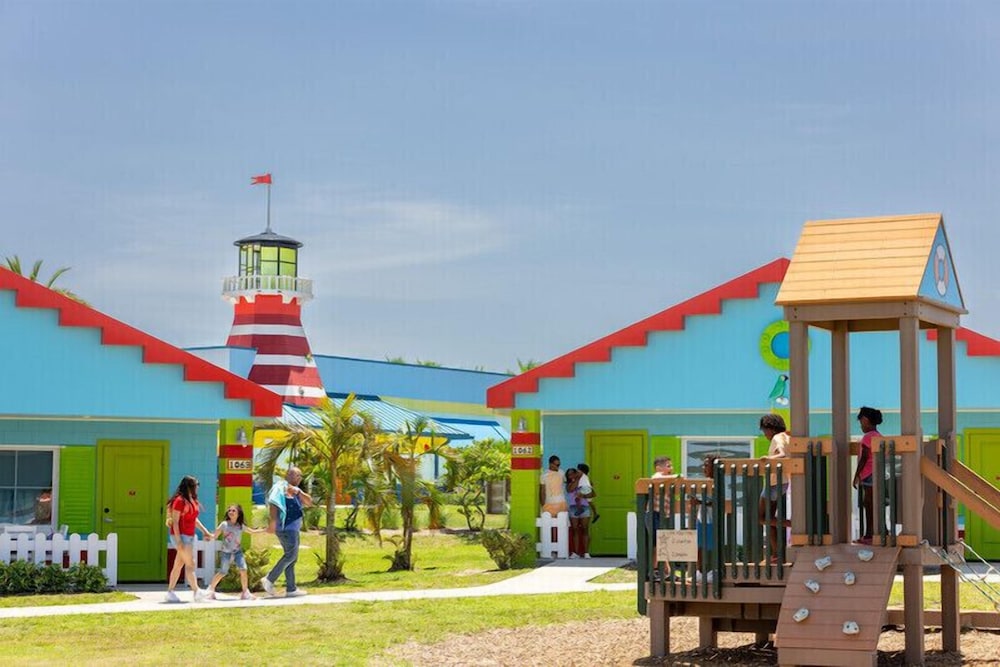 LEGOLAND BEACH RETREAT 21/22