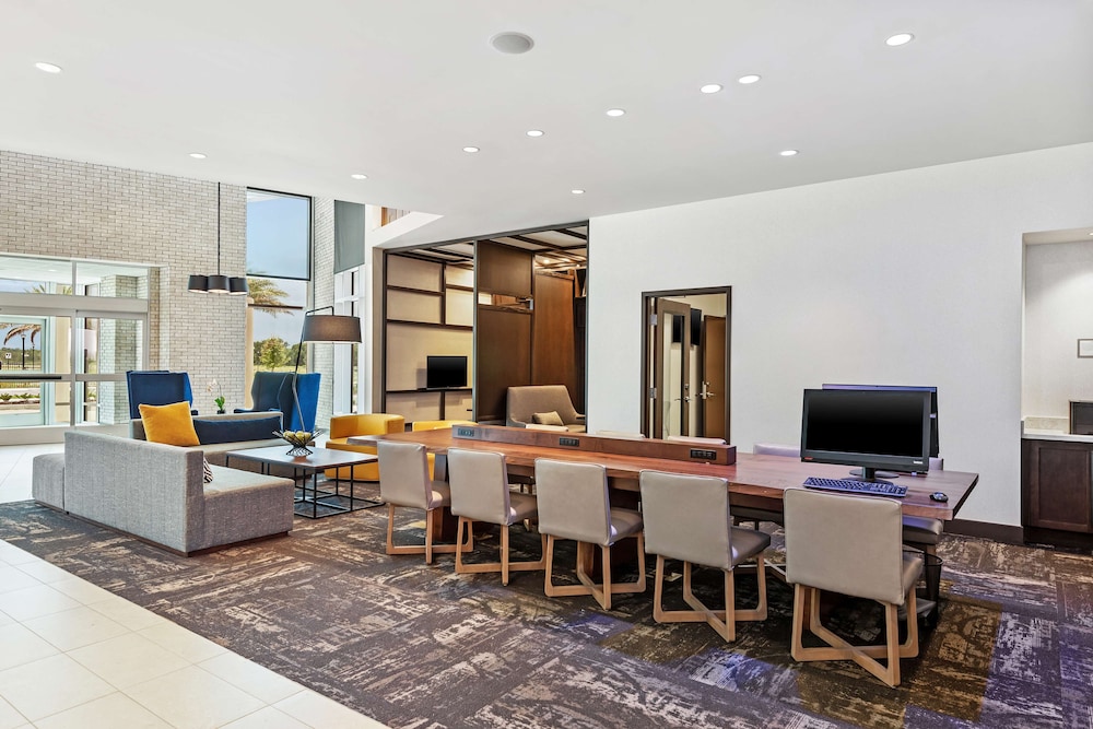 Hyatt Place Tampa/Wesley Chapel 52/61