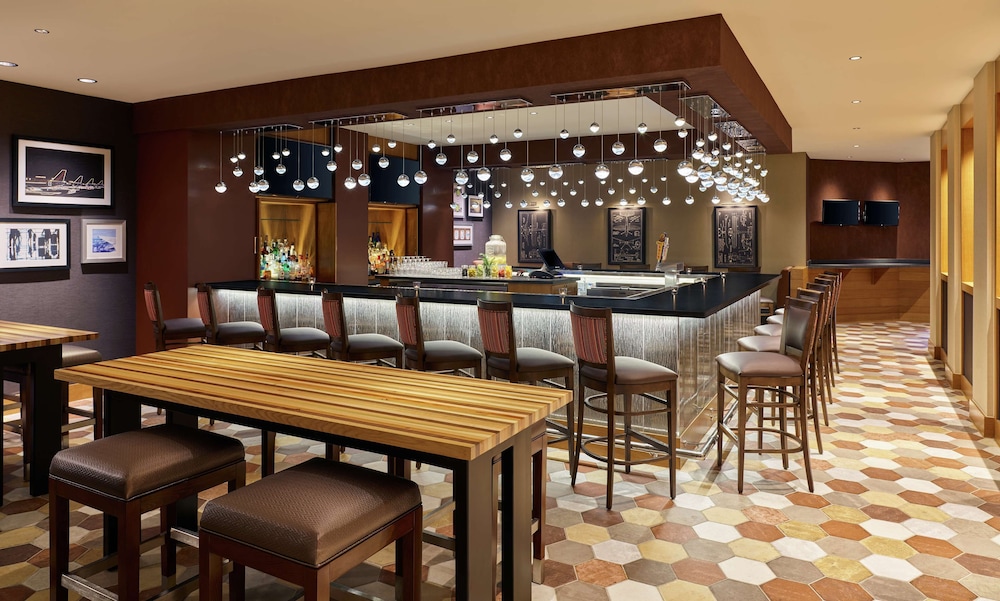 DoubleTree by Hilton Houston Intercontinental Airport 38/54