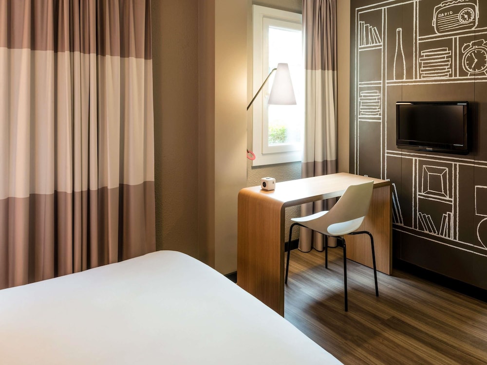 Ibis Bourg En Bresse 29/65