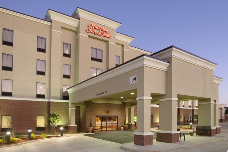 Hampton Inn & Suites McComb 46/49