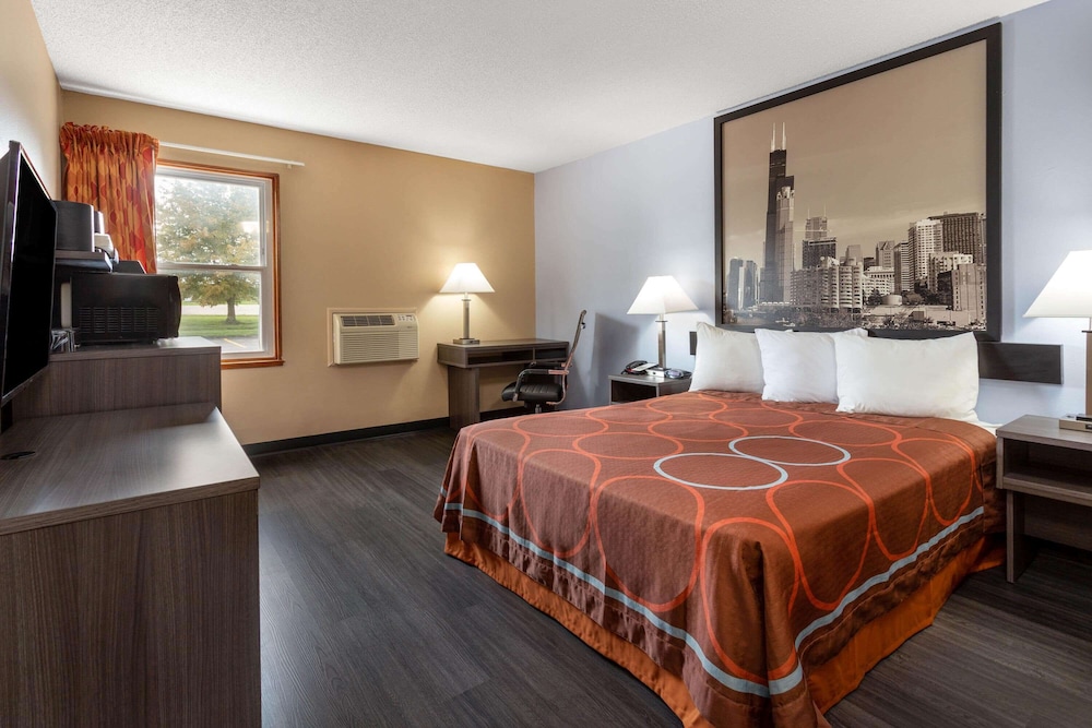 Motel6 Litchfield, IL 24/52