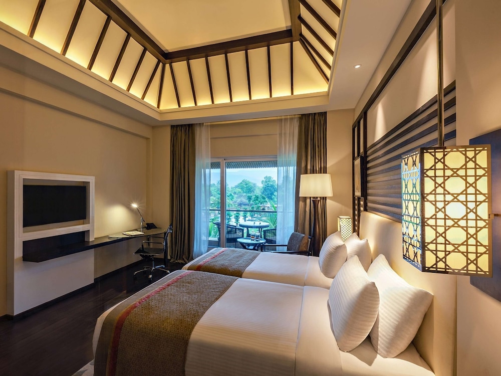 Radisson Blu Plaza Resort & Convention Centre Karjat 25/72