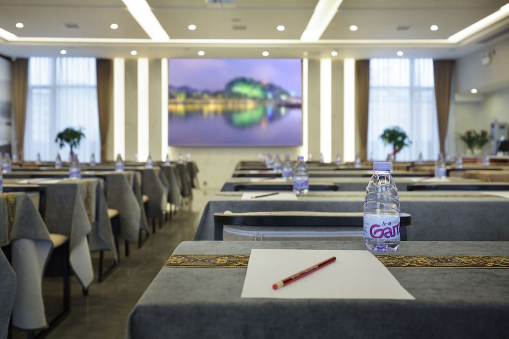 Wing Hotel Guilin - Central Square 34/50