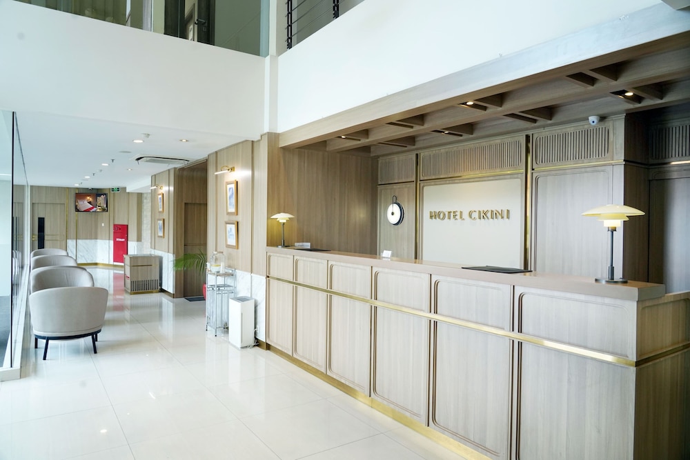 Hotel Cikini 6/28