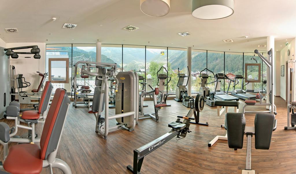 Fun & Spa Hotel Strass 12/23