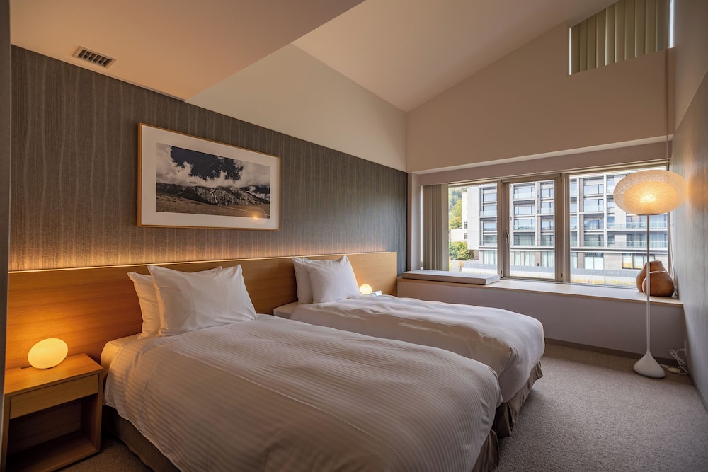4 Bedrooms, Residence, Penthouse, 8 Beds, Dual Key
