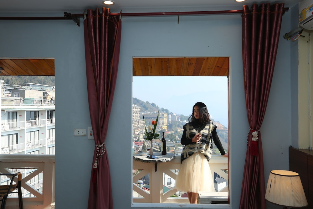 Sapa Unique Hotel 54/56
