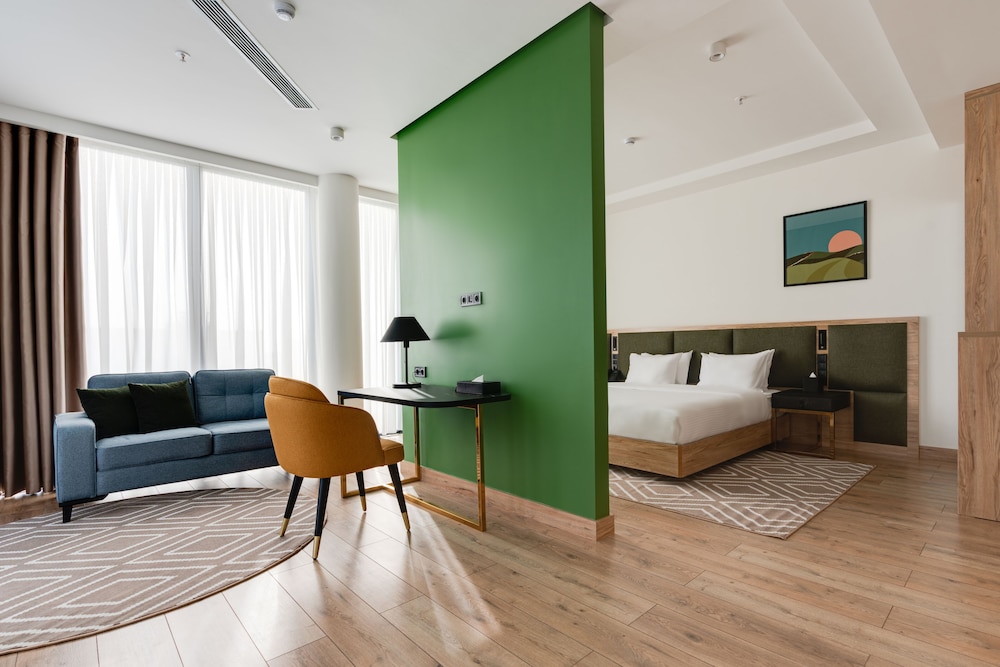 The Elements Hotel Tashkent 28/60
