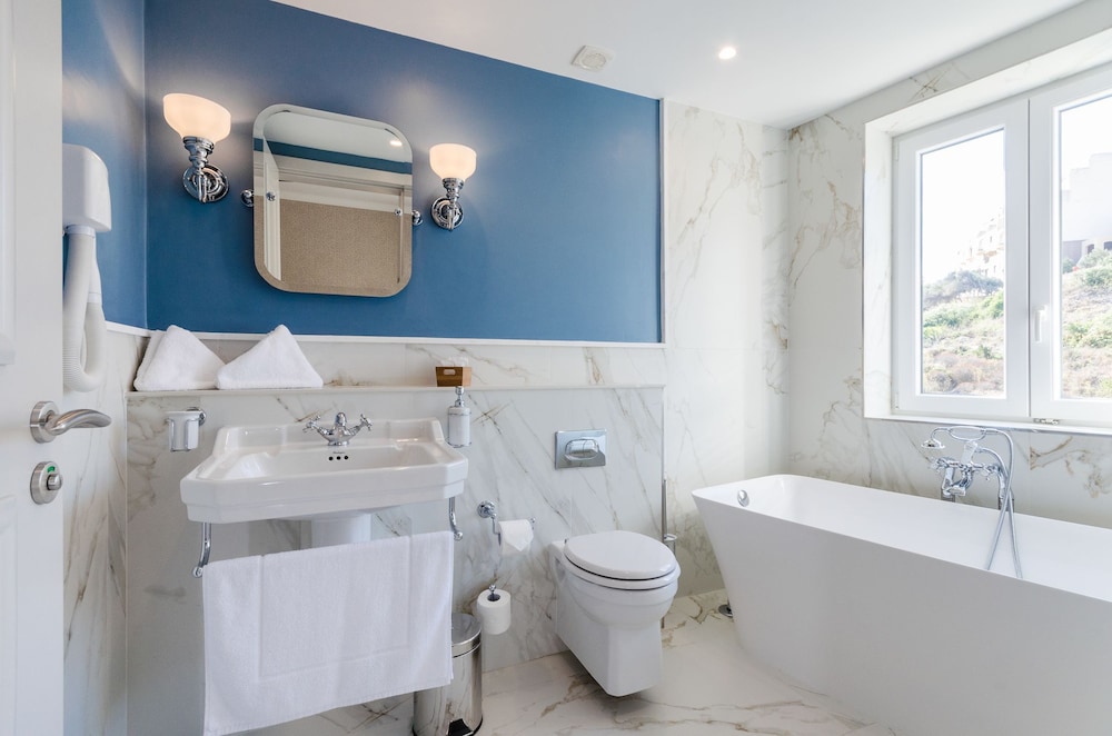 Cesca Boutique Hotel 6/30