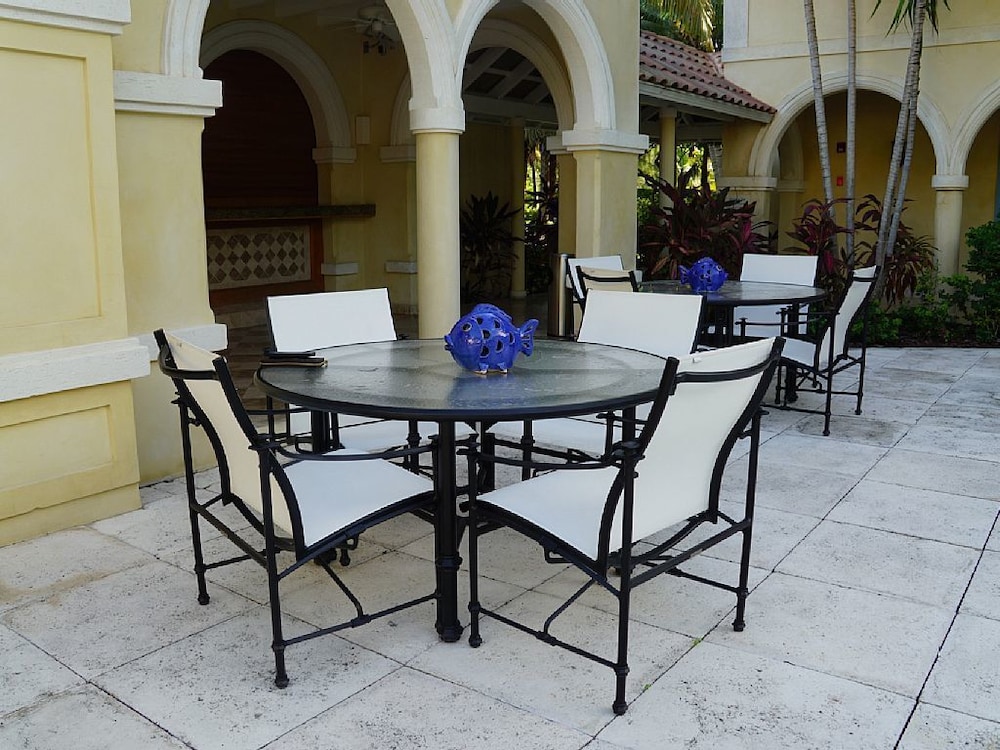 Villa Renaissance 69/81