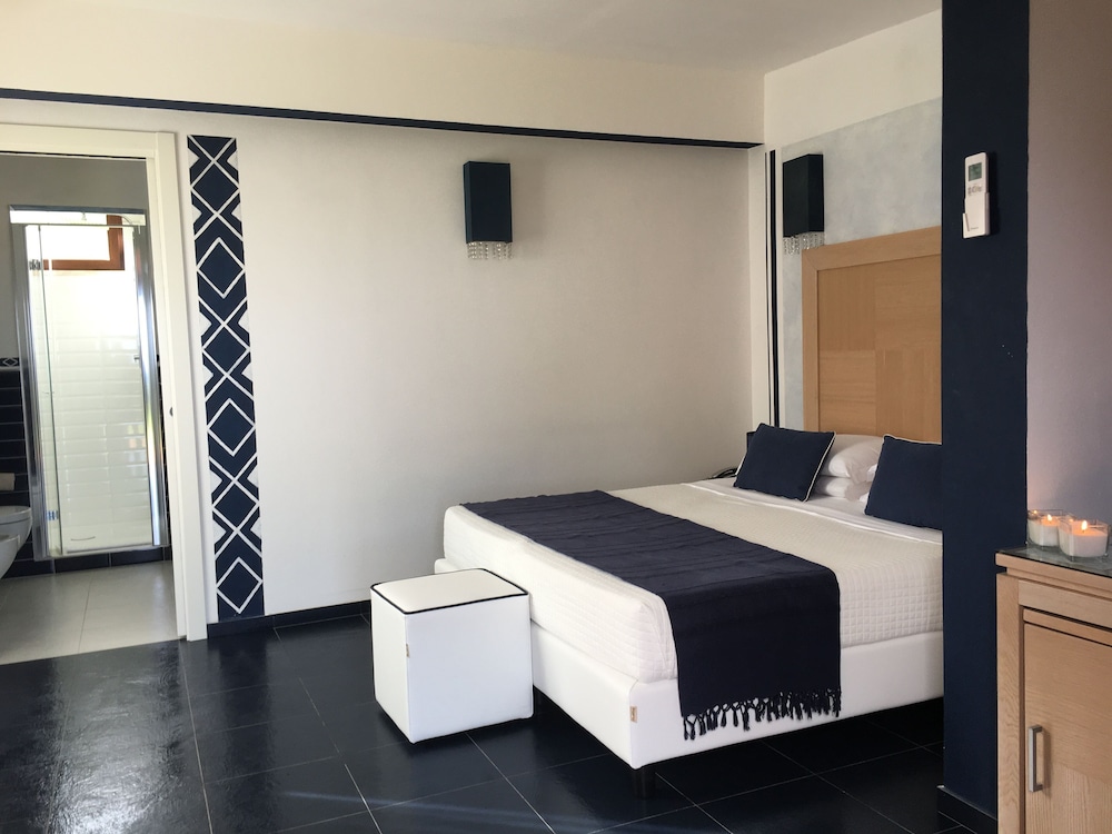 Hotel Cala Rosa 6/50