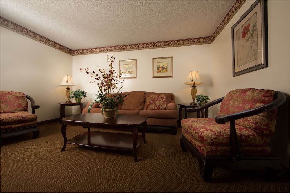Villa Roma Resort and Conference Center 36/57