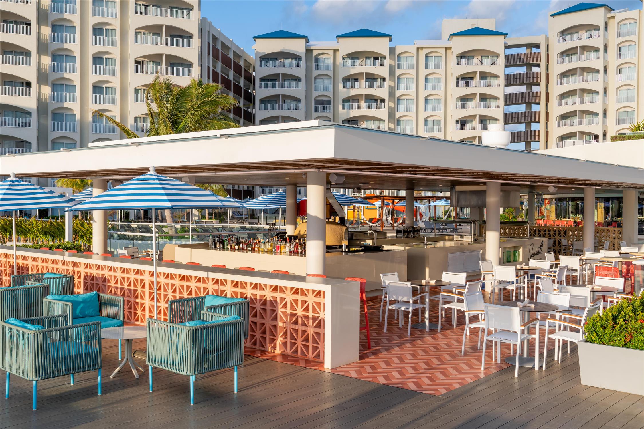 Hilton Cancun Mar Caribe All Inclusive Resort 38/50