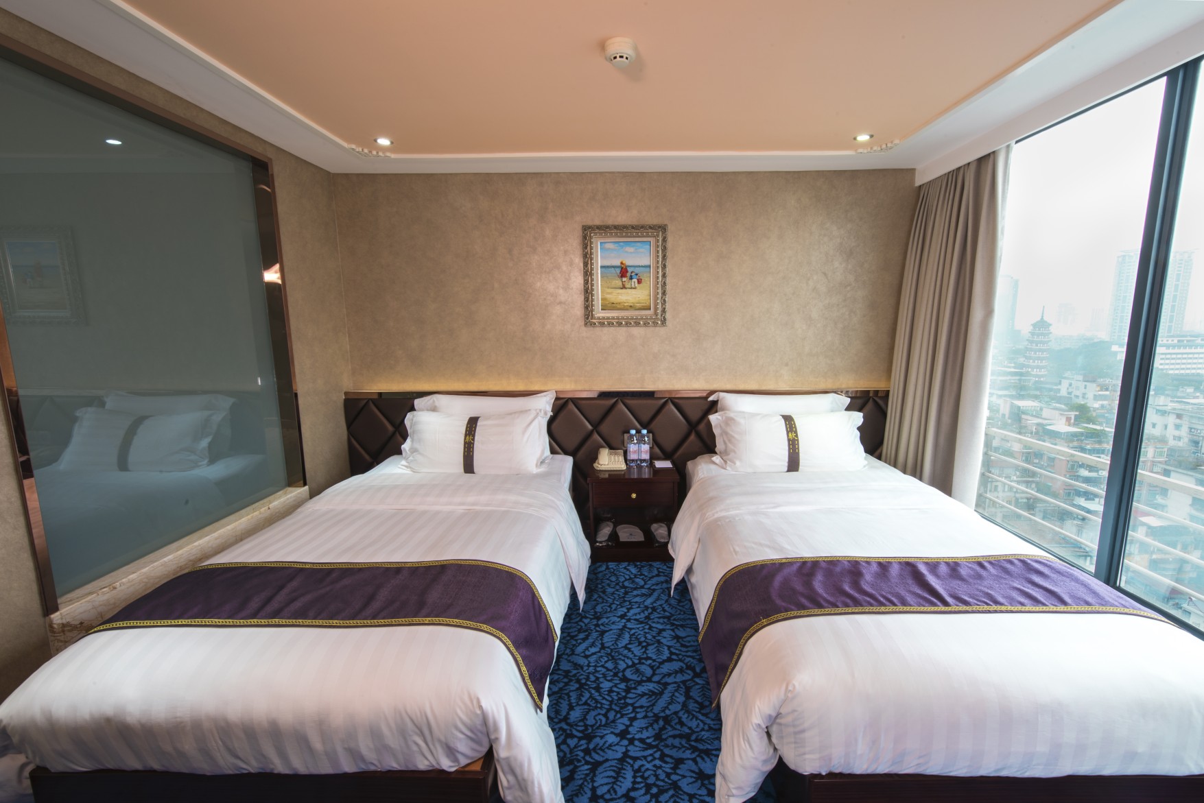 Zhuhai Special Economic Zone Hotel 8/23