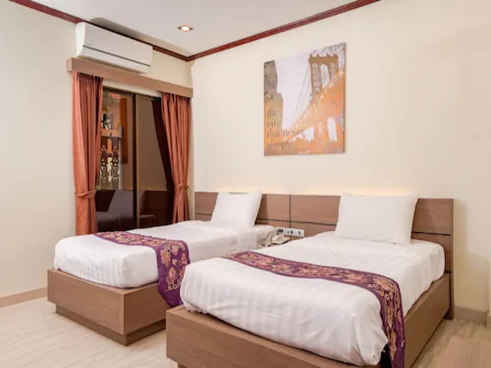 SUPERIOR, TWIN BEDS