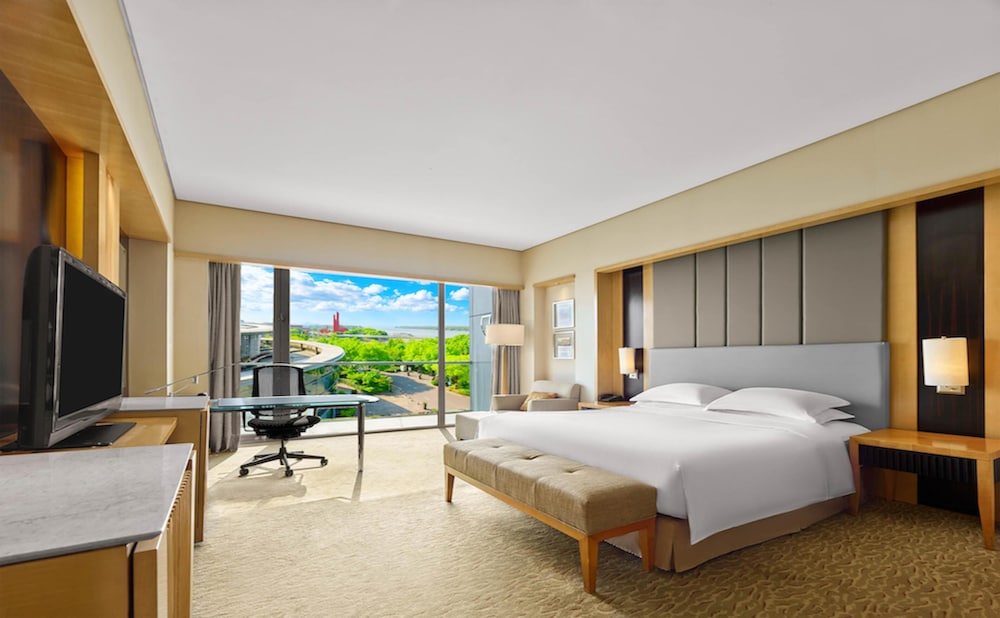 ROOM, KING BED, GARDEN VIEW
