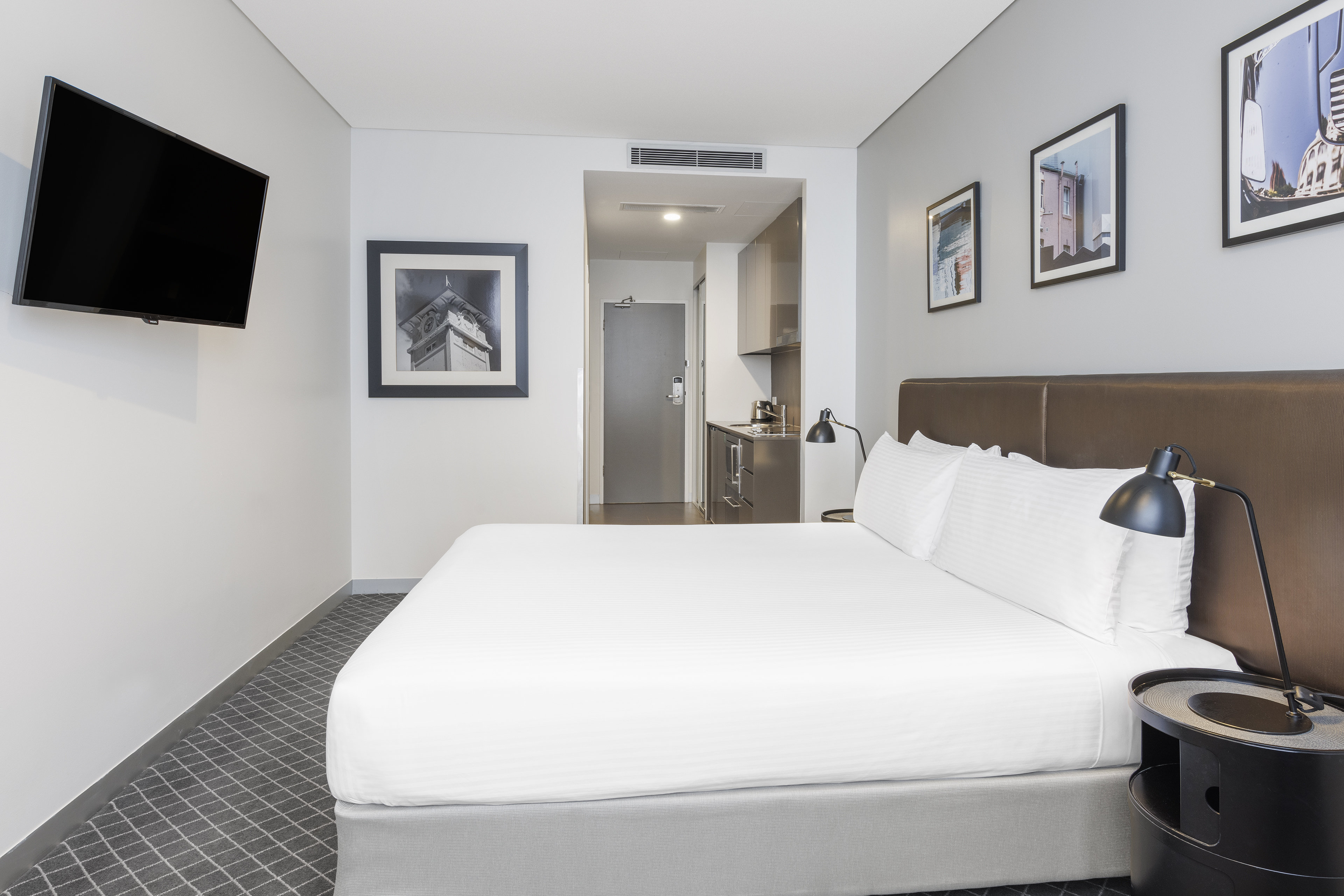 Holiday Inn & Suites Sydney Bondi Junction 15/49