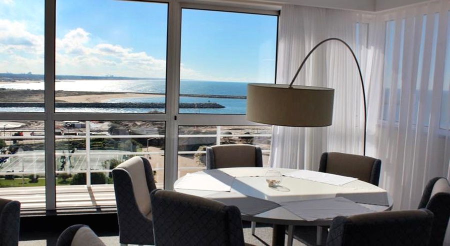 Costa de Prata Hotel 18/24