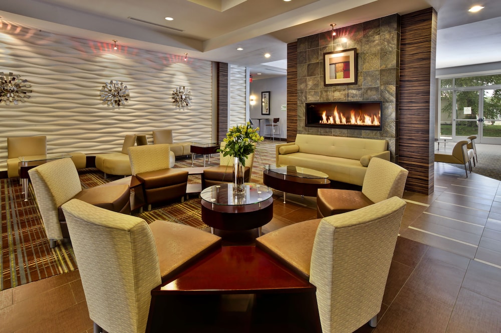 Holiday Inn Detroit Metro Airport 21/58
