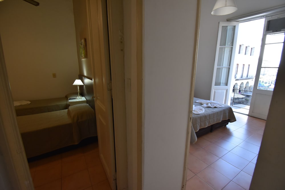 Plaza Hotel 22/50