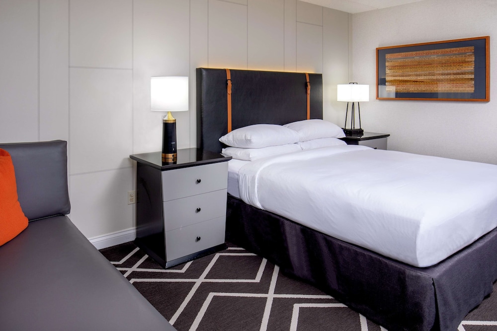 Hilton Boston/Woburn 18/70