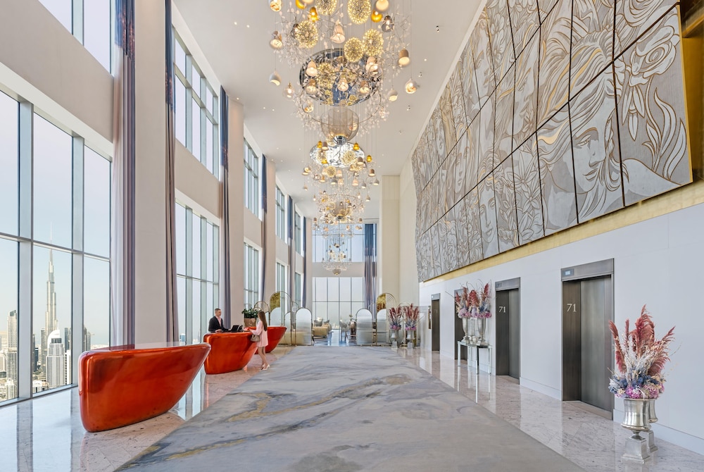 SLS Dubai Hotel and Residences 8/75