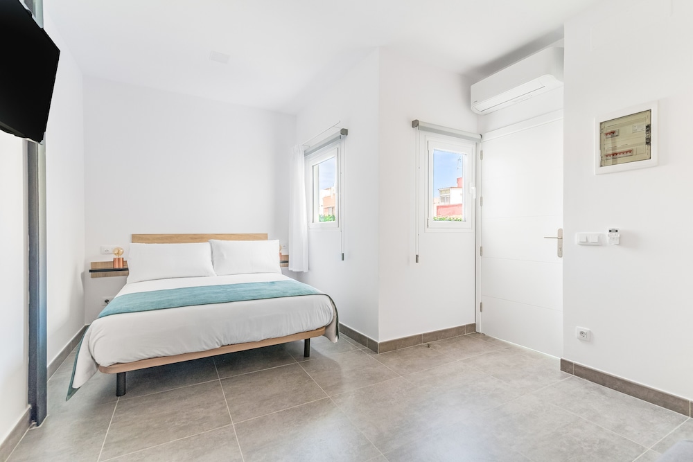 Open Sea Suites 17/47