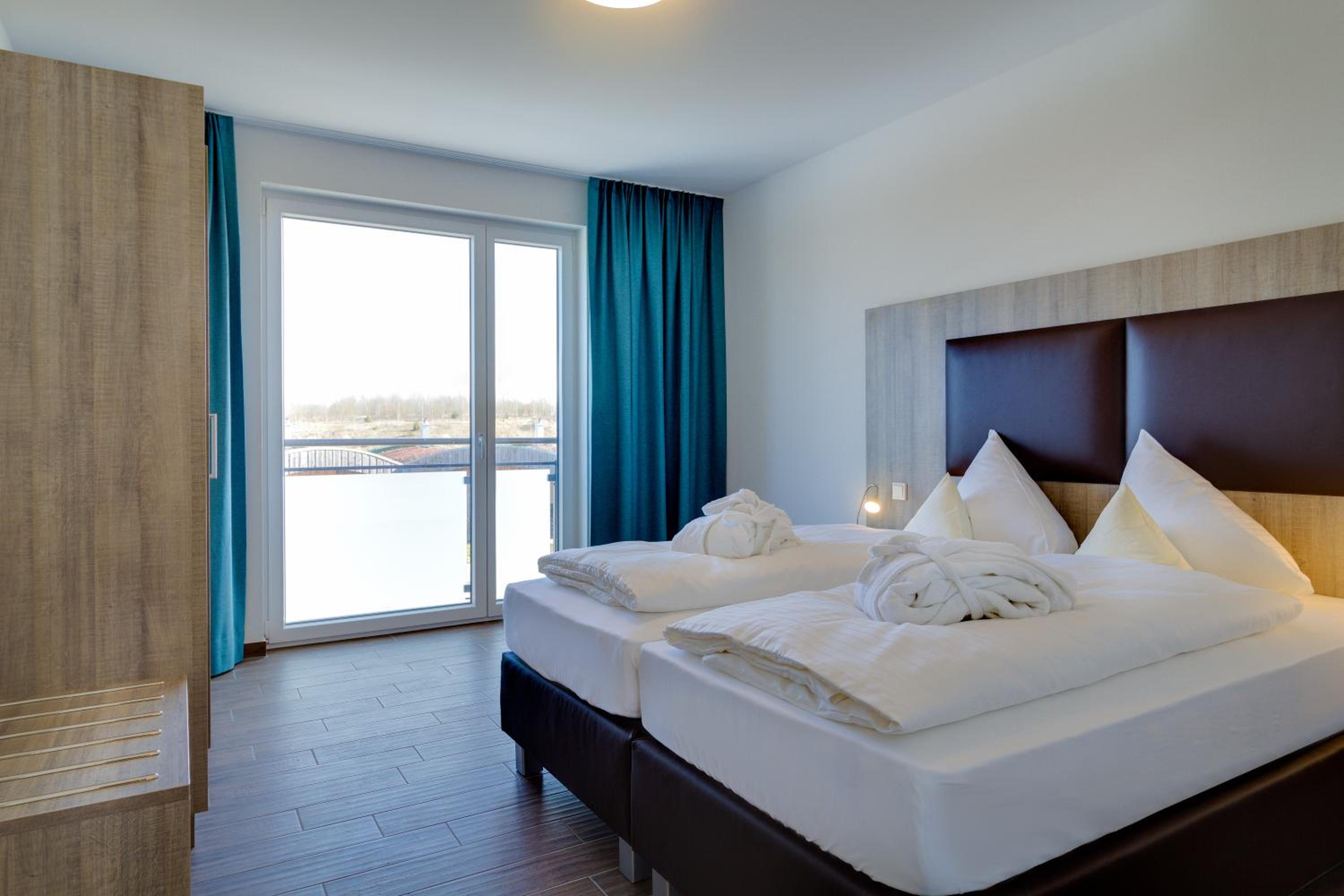 2 Bedrooms, Apartment, Adult Only