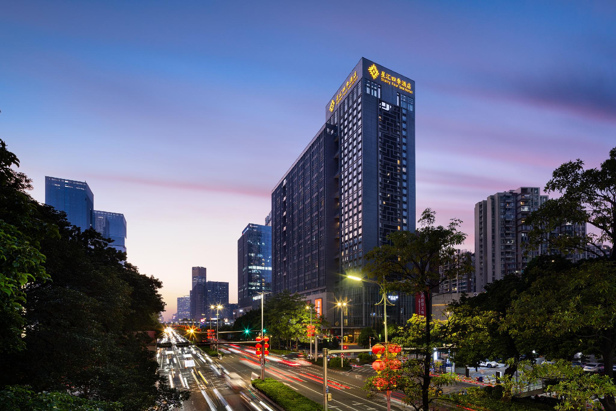 Starry Four Sea Hotel 7/70